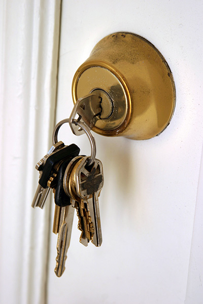 When to Repair or Replace a Deadbolt Lock